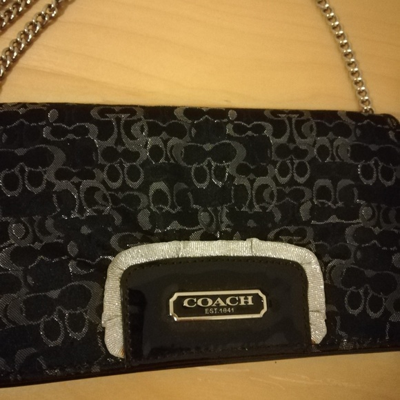 Coach wallet on chain - Picture 2 of 8